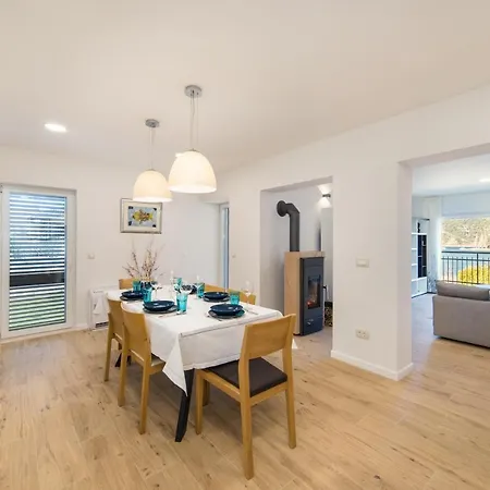 Ferienhaus Holiday Home Lago Verde