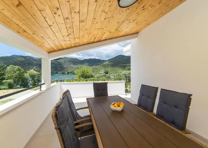 בית נופש Holiday Home Lago Verde *